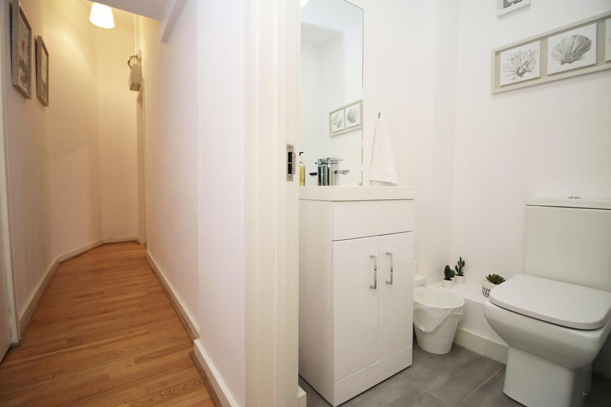Coastal Penarth Dream! Close To Cardiff Superb Location Near Bars And Restaurants! Dog Friendly And Welcome Breakfast Pack! المظهر الخارجي الصورة