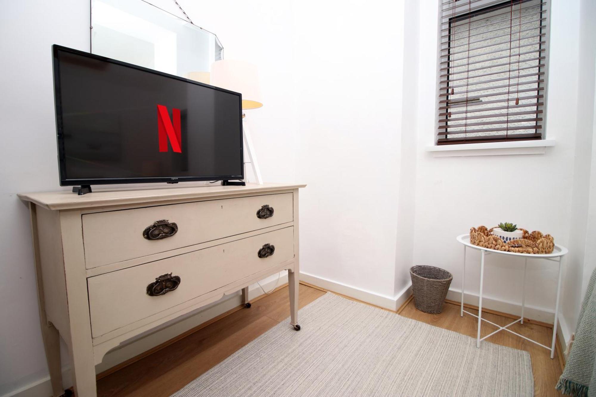 Coastal Penarth Dream! Close To Cardiff Superb Location Near Bars And Restaurants! Dog Friendly And Welcome Breakfast Pack! المظهر الخارجي الصورة