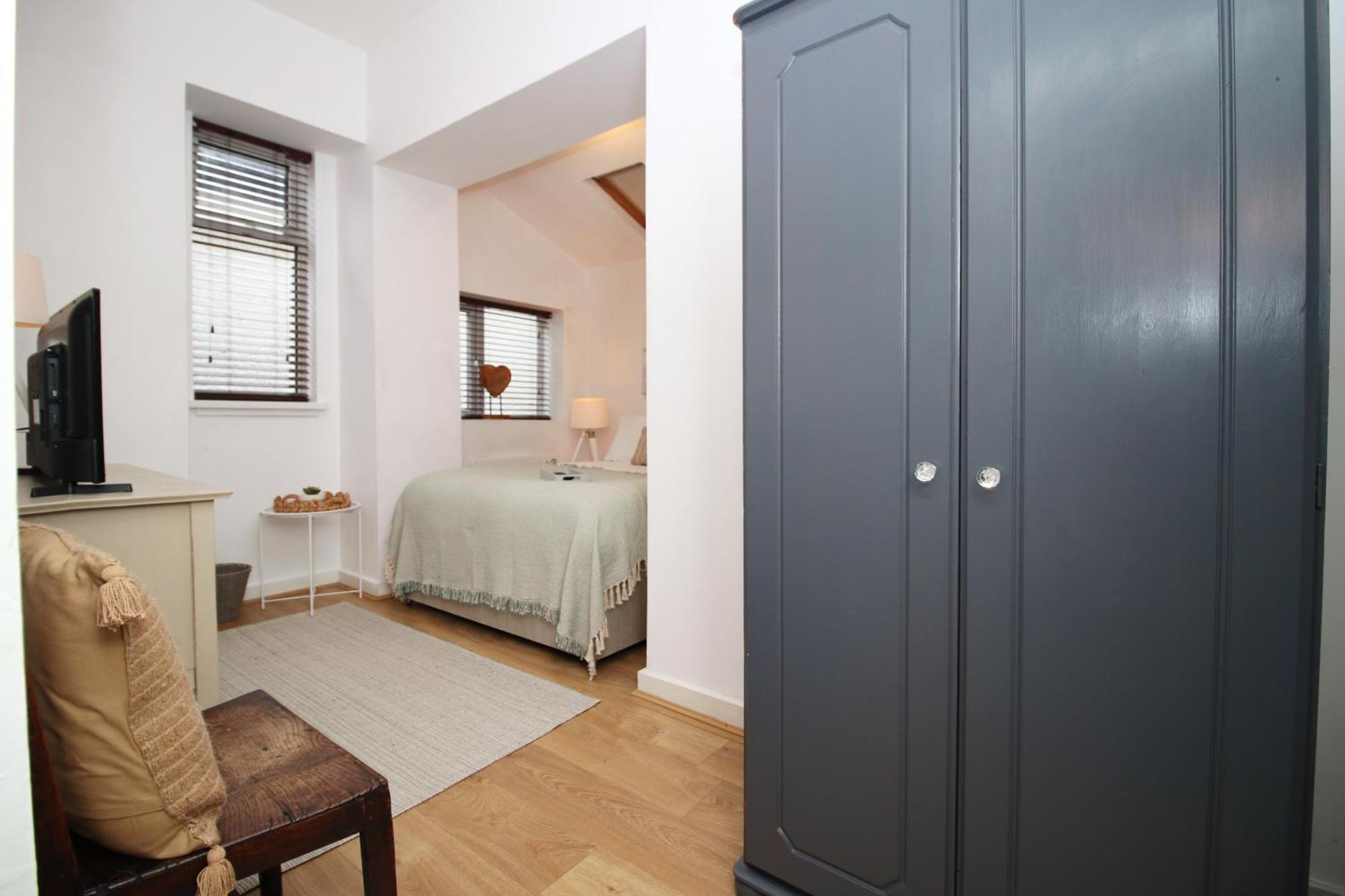 Coastal Penarth Dream! Close To Cardiff Superb Location Near Bars And Restaurants! Dog Friendly And Welcome Breakfast Pack! المظهر الخارجي الصورة