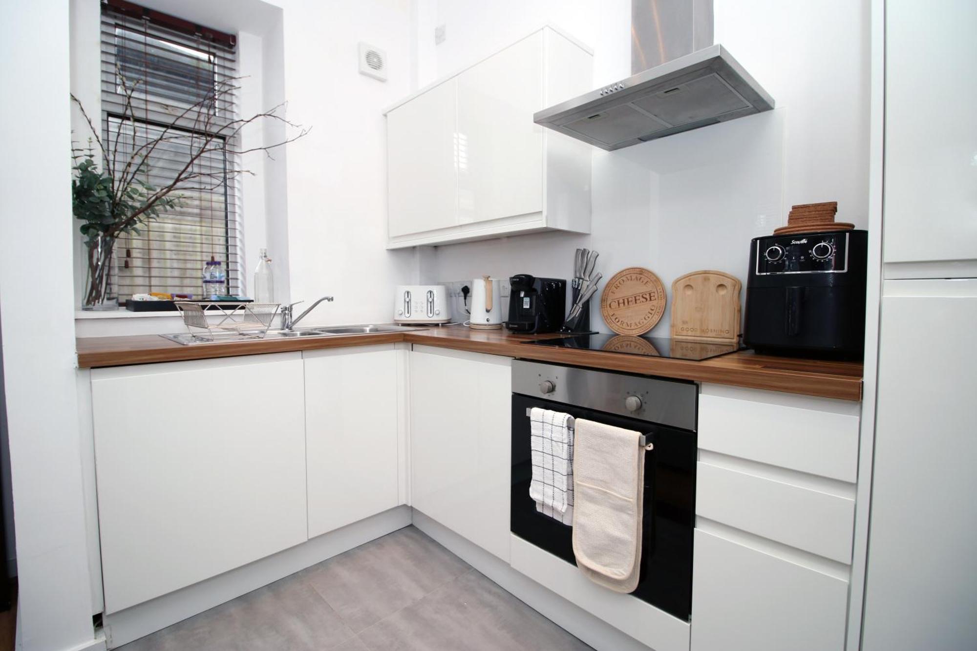 Coastal Penarth Dream! Close To Cardiff Superb Location Near Bars And Restaurants! Dog Friendly And Welcome Breakfast Pack! المظهر الخارجي الصورة